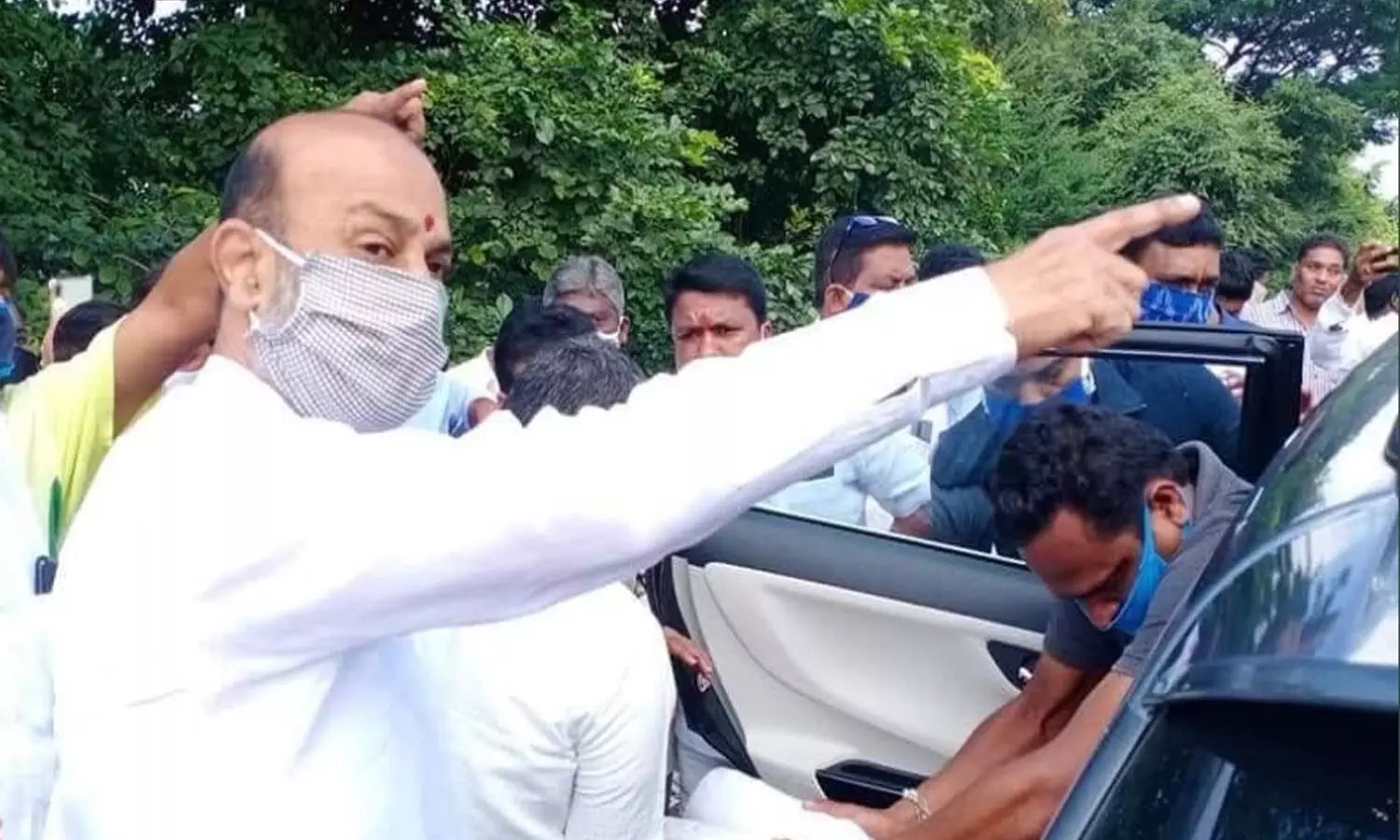 bandi sanjay, bjp, state president, mlas, meet