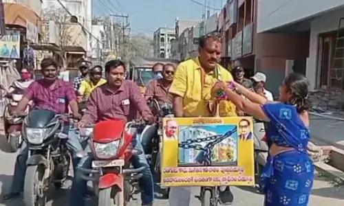 సైకిల్ యాత్రలో ప్రమాదం.. నిమ్మల రామానాయుడికి గాయం