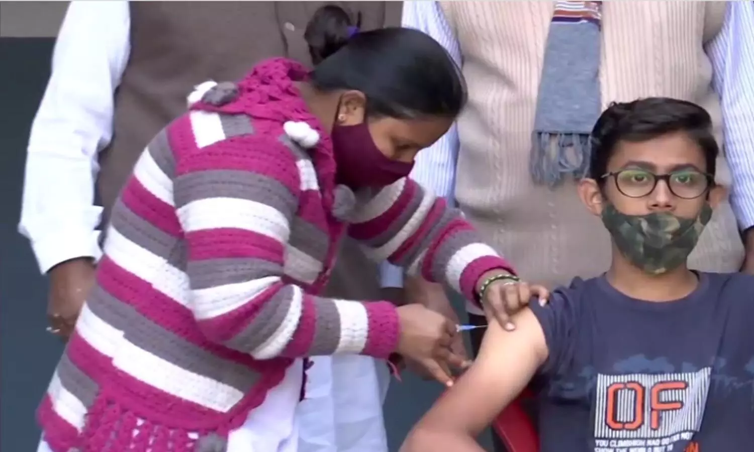 drug control general of india, vaccine, seeram, permission