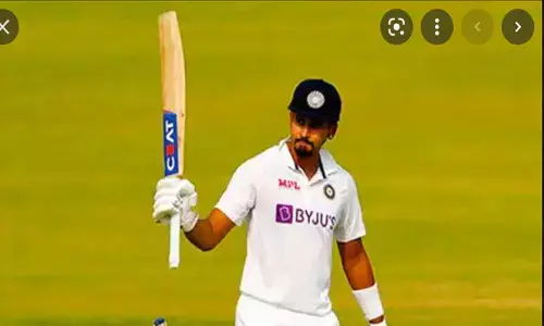 team india, srilanka, second test, bangaloer, lowest score, spinners, sreyas ayyar