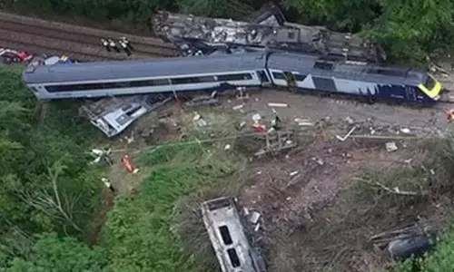 train accident, congo, sixty people died