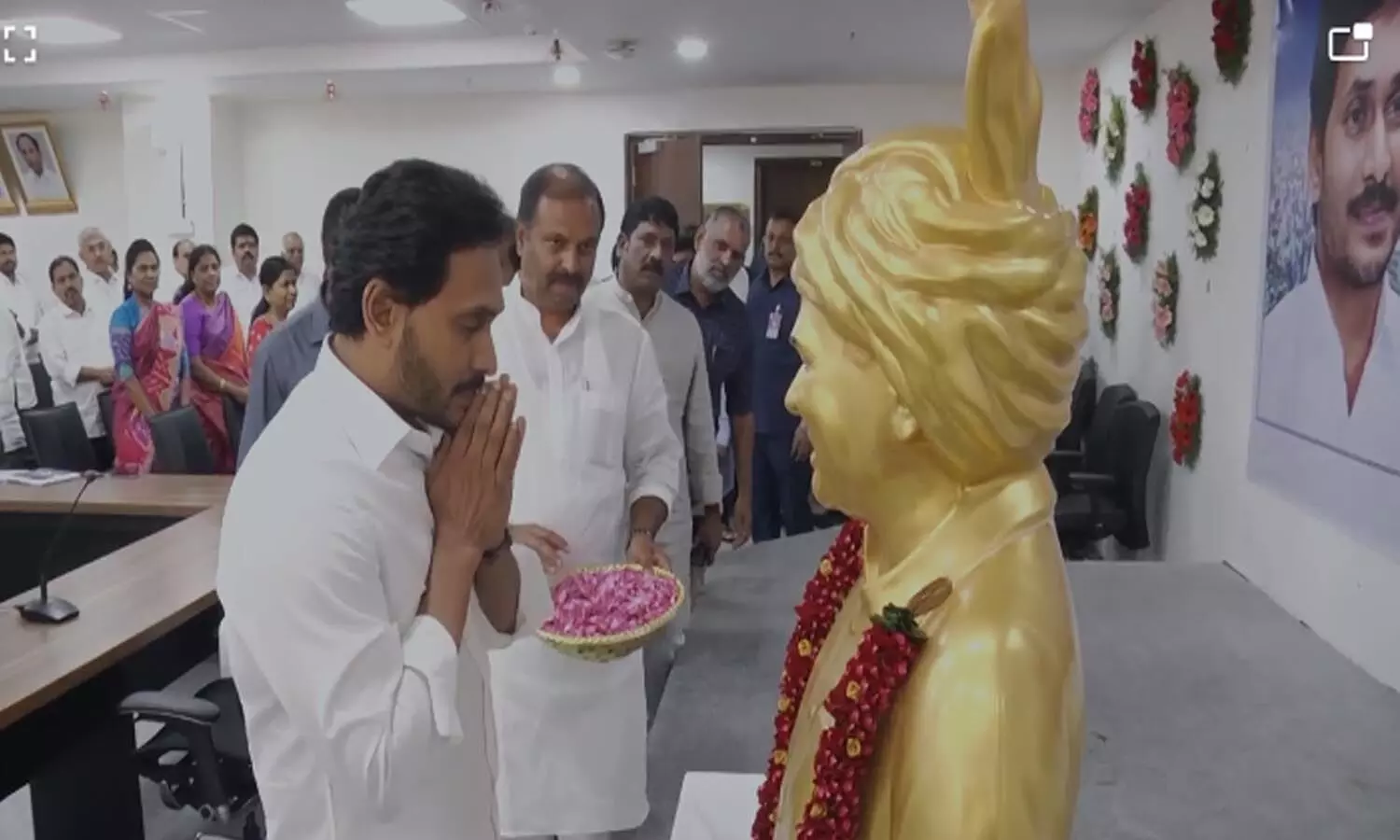 ys jagan, ysrcp, ysrcplp, survey, andhra pradesh ys jagan, ysrcp, ysrcplp, survey, andhra pradesh