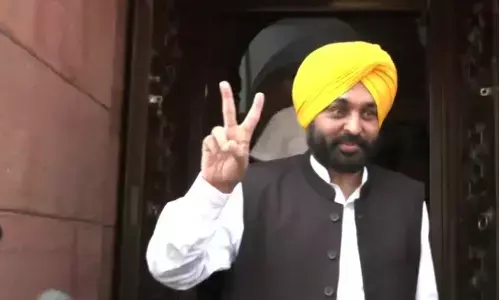 bhagwant mann, cheif minister, sworn, punjab