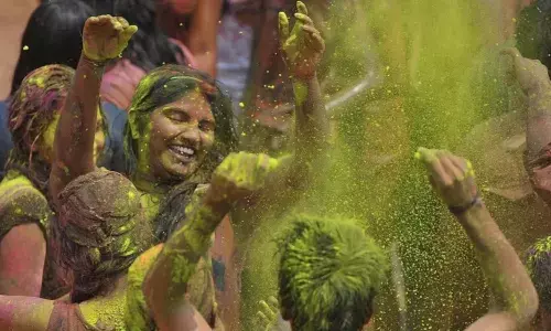 hyderabadites, holi, indira prark, jubleehills, hyderabad