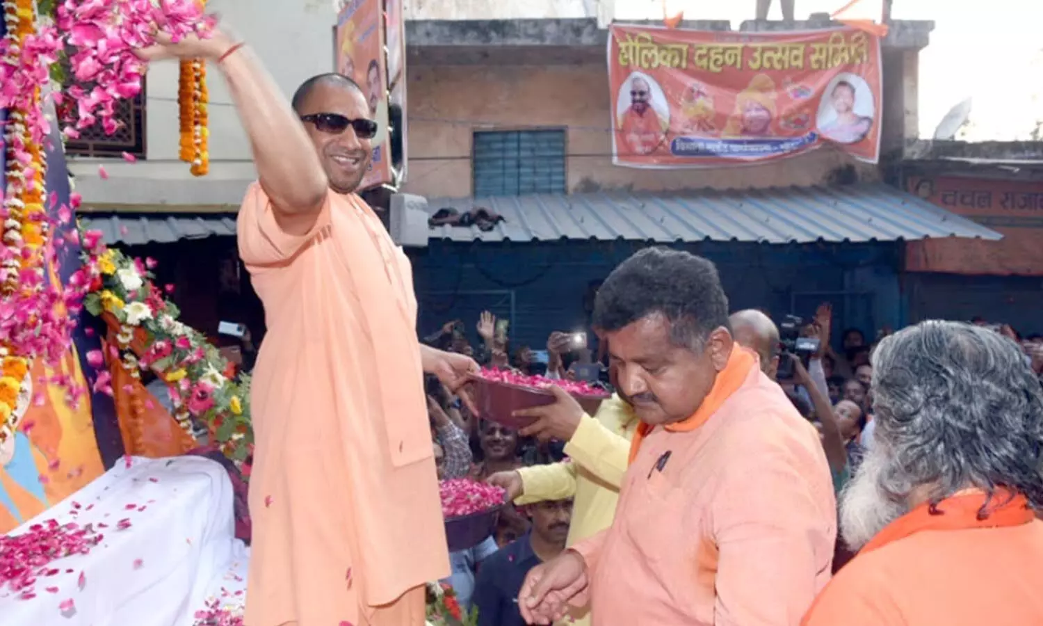 yogi adityanath, chief minister, sworn, uttarpradesh