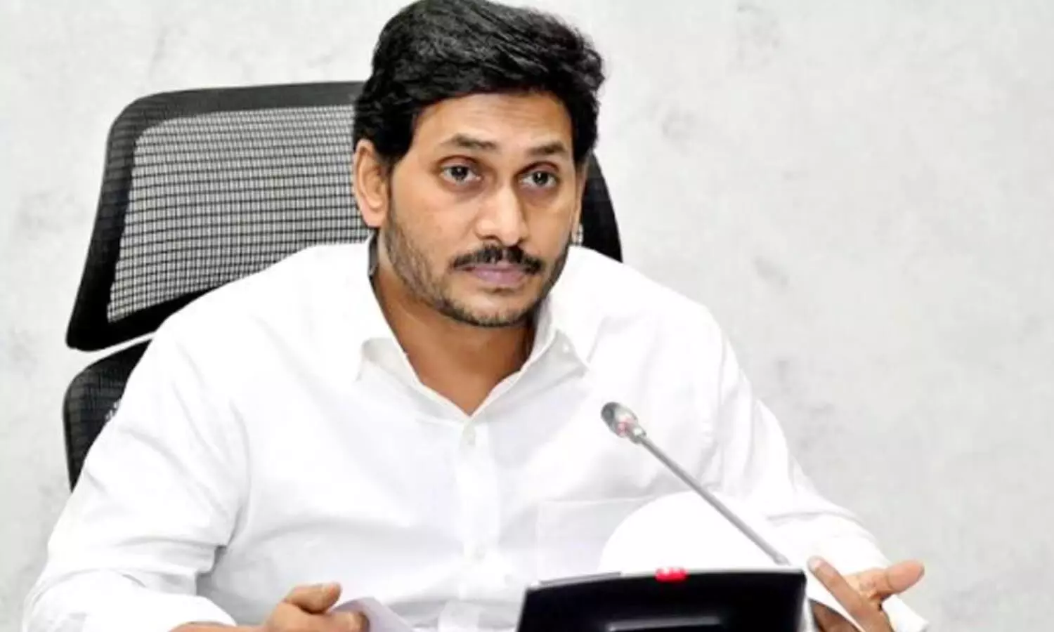 new districts, collectors, police officials, ys jagan, andhra pradesh