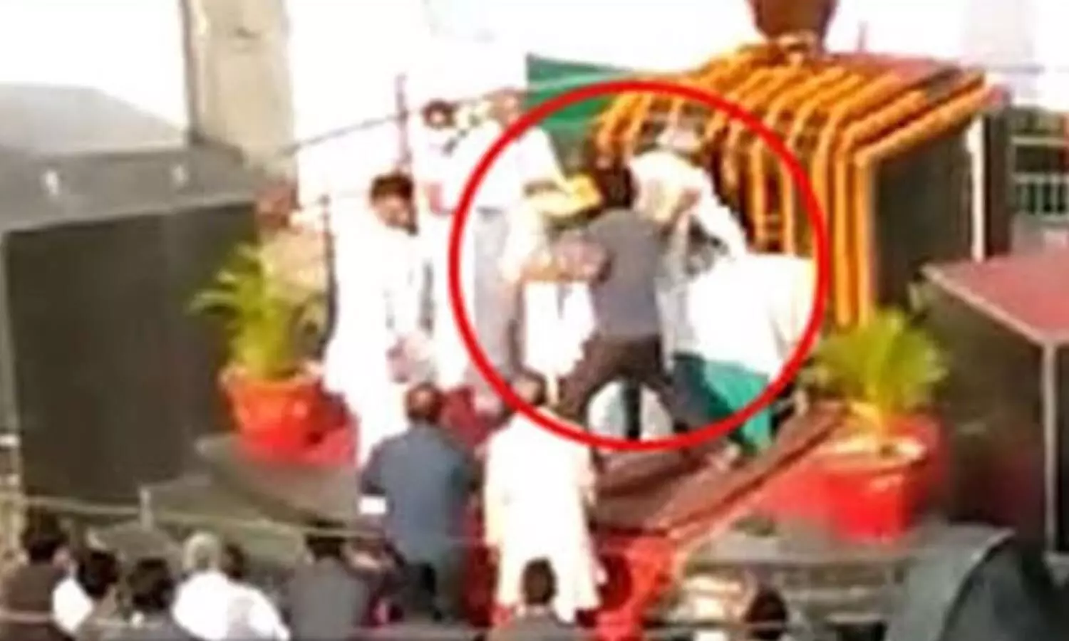 nitish kumar, hief minister, bihar, attacked