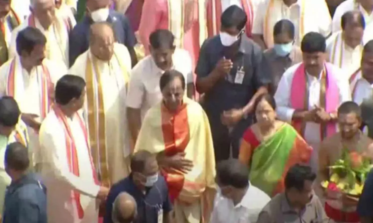 maha kumbha samprokshana, kcr, ministers, yadadri maha kumbha samprokshana, kcr, ministers, yadadri