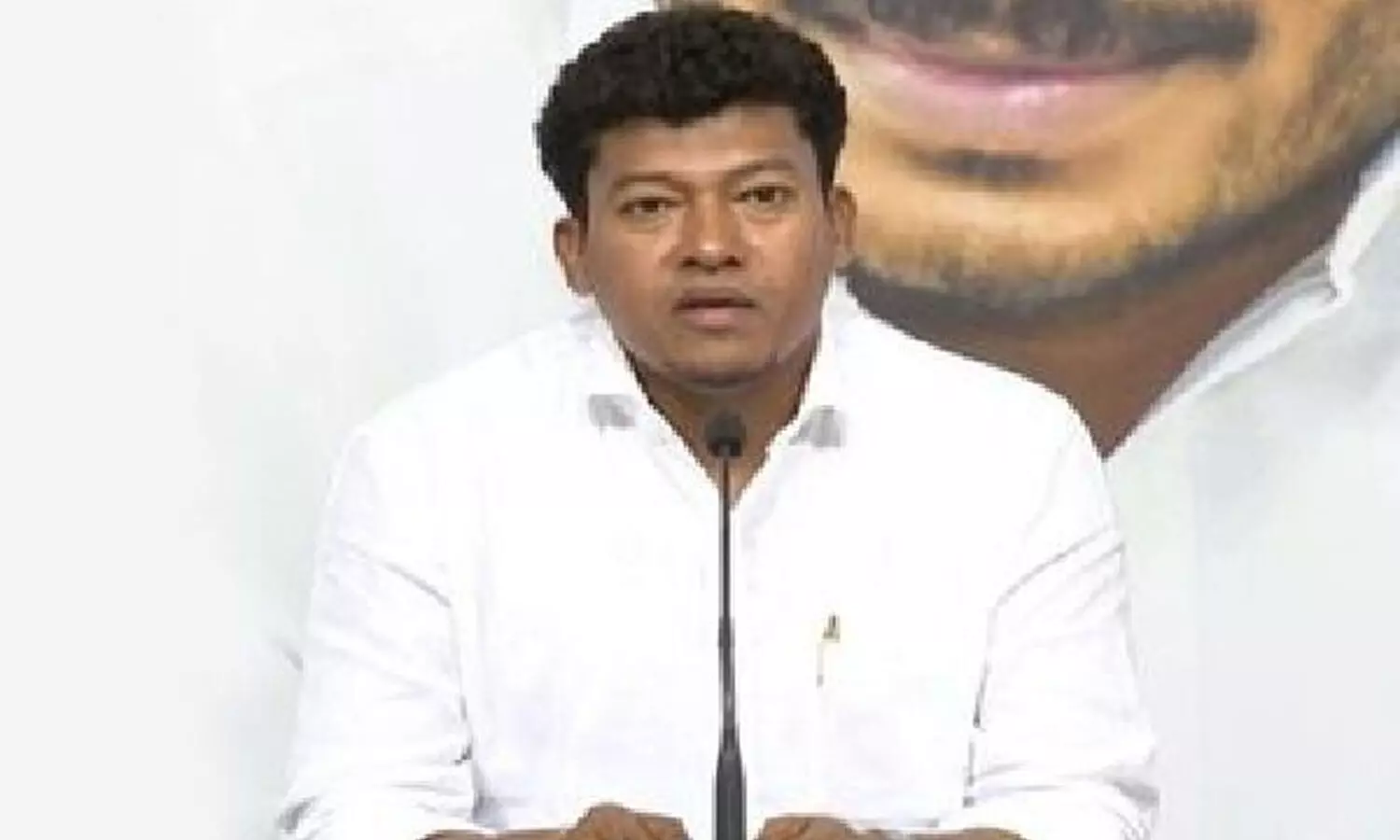 మంత్రి అప్పలరాజుకు చేదు అనుభవం.. అడ్డుకున్న రైతులు, ప్రజలు!