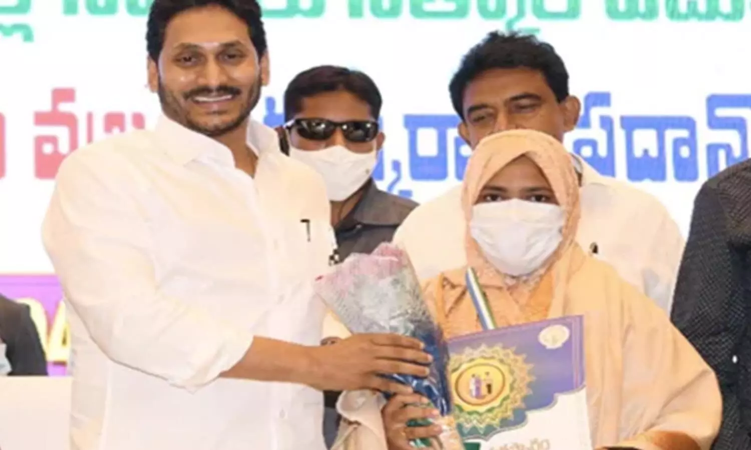 ys jagan, chief minister, volunteers, narasaraopet, andhra pradesh ys jagan, chief minister, volunteers, narasaraopet, andhra pradesh