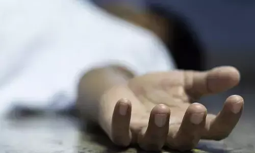 ఆస్పత్రిలో ఆ పని చేయొద్దన్నారని.. ఉస్మానియా భవనం పై నుంచి దూకి..