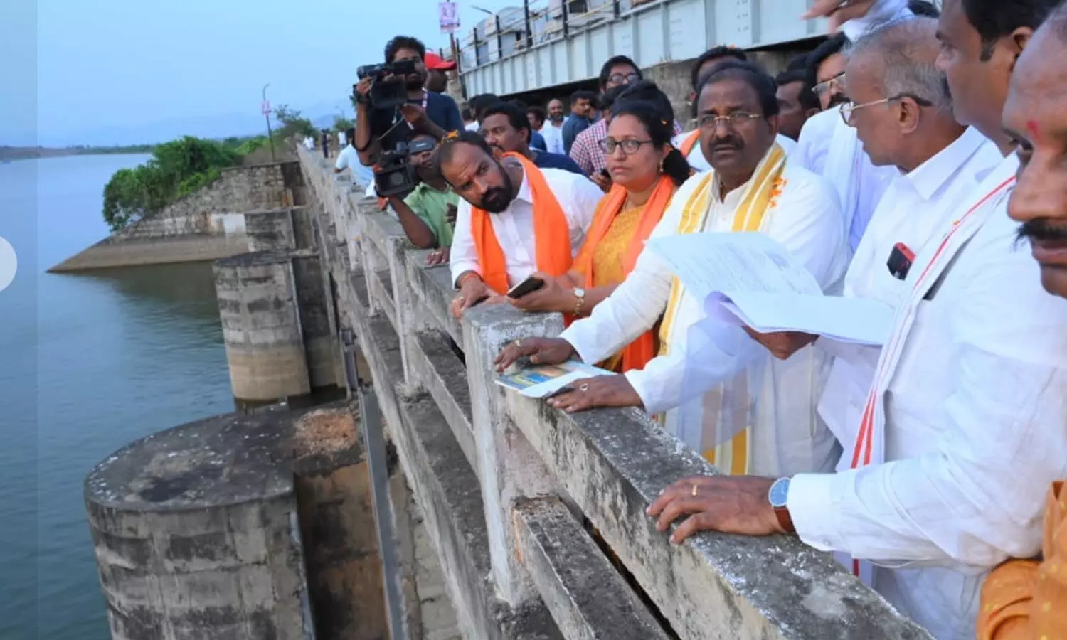 somu veerraju, bjp, state presedent, ysrcp government,  power crisis, andhra pradesh