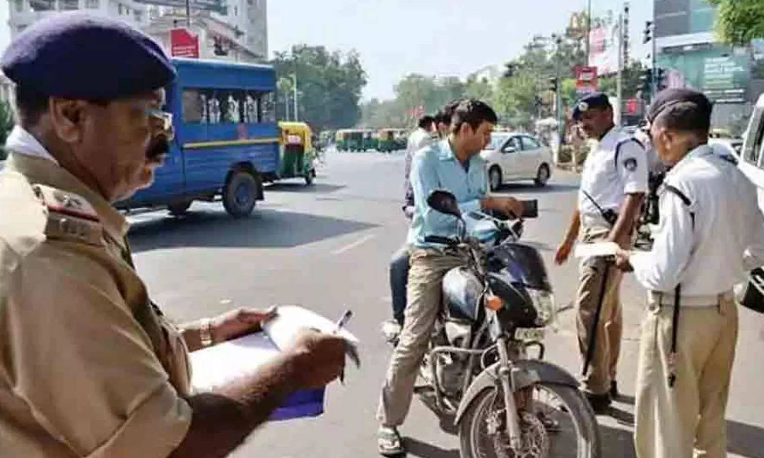 త్వరపడండి.. ఇంకా మూడ్రోజులే సమయం.. చలాన్లు కట్టేయండి