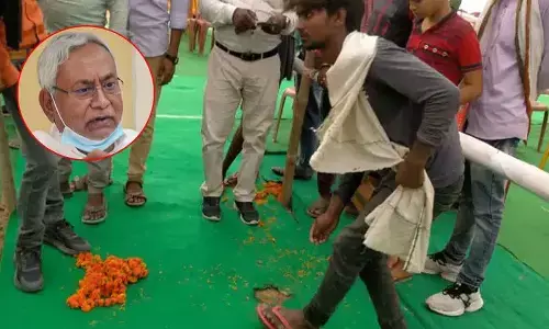 సీఎం నితీశ్ సభలో బాంబు దాడి ?