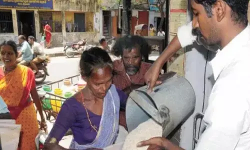 ఏపీ ప్రభుత్వం కీలక నిర్ణయం.. రేషన్ కి బదులు నగదు!