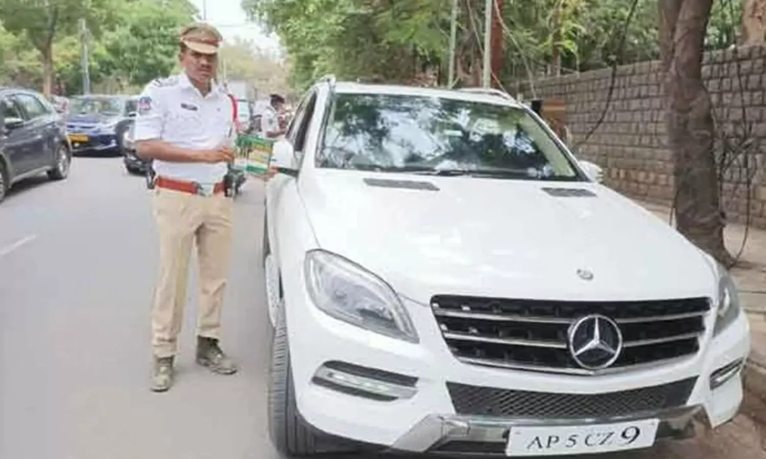 ఆ కారు ప్రభాస్ ది కాదు