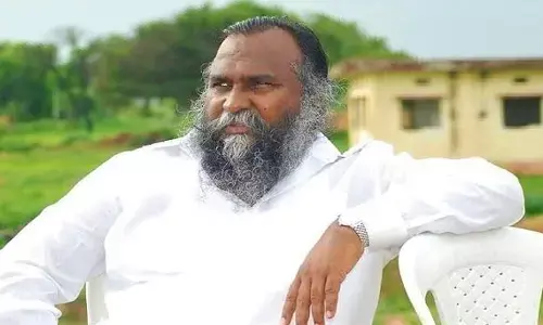 ఆ మంత్రిని వెంటనే బర్తరఫ్ చేయాలి : జగ్గారెడ్డి