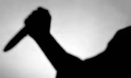 నీకో సర్ ప్రైజ్.. కళ్లు మూసుకోమంది.. కాబోయే భర్తను ఏమి చేసిందంటే..!