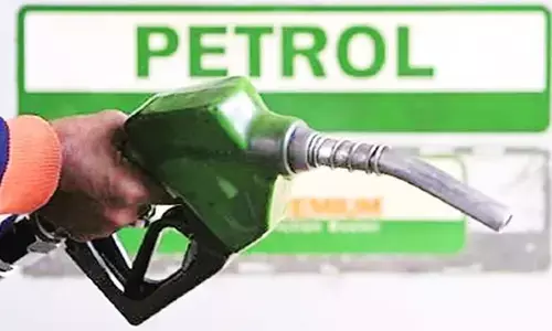 ఒకేసారి రూ.84 పెరిగిన పెట్రోల్ !