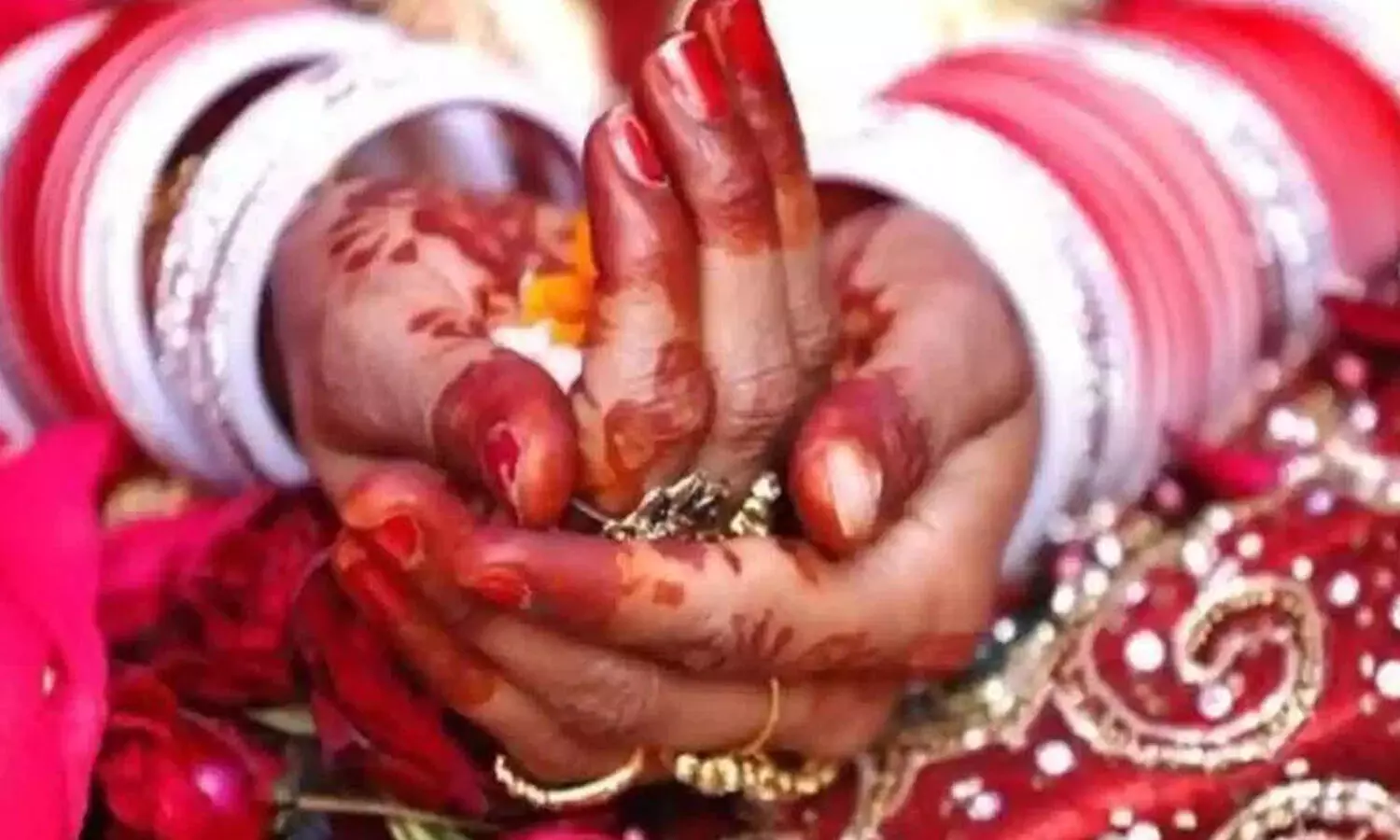 మ్యాట్రిమోనీ చీటర్ : నిన్నే పెళ్లాడుతానంటూ రూ.46 లక్షలు కాజేసింది.