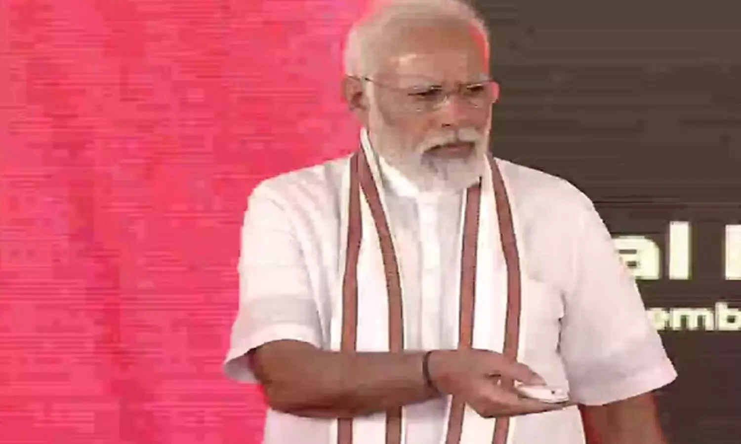 రూ.20 వేల కోట్ల అభివృద్ధి పనులు ప్రారంభించిన ప్రధాని