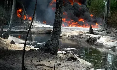 భారీ పేలుడు.. 100 మంది మృతి