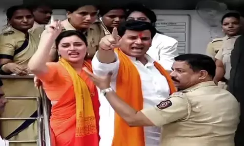 ఎంపీ నవనీత్ కౌర్ రాణా దంపతులకు 14 రోజులు రిమాండ్