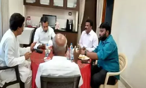 వైసీపీ నేతలతో లగడపాటి చర్చలు.. కొత్త ట్విస్టులు ఏమీ ఉండవు కదా..!