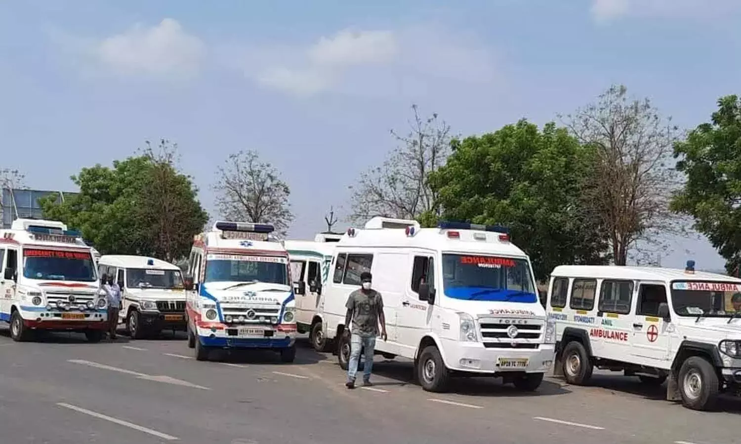 అంబులెన్స్ డ్రైవర్ల మాఫియాకు ఏపీ ప్రభుత్వం చెక్ పెట్టేసినట్లేనా..?