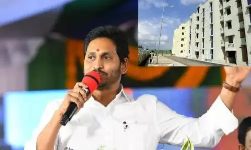 1.23 లక్షల లబ్ధిదారులకు ఇళ్లపట్టాలు అందజేసిన సీఎం జగన్