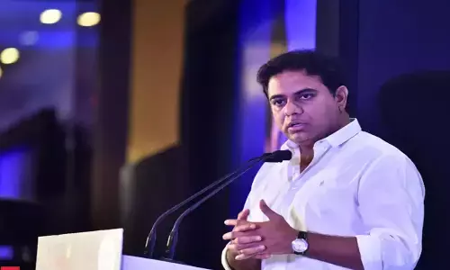 కేటీఆర్ వ్యాఖ్యల దుమారం.. అర్ధరాత్రి ఆసక్తికర ట్వీట్