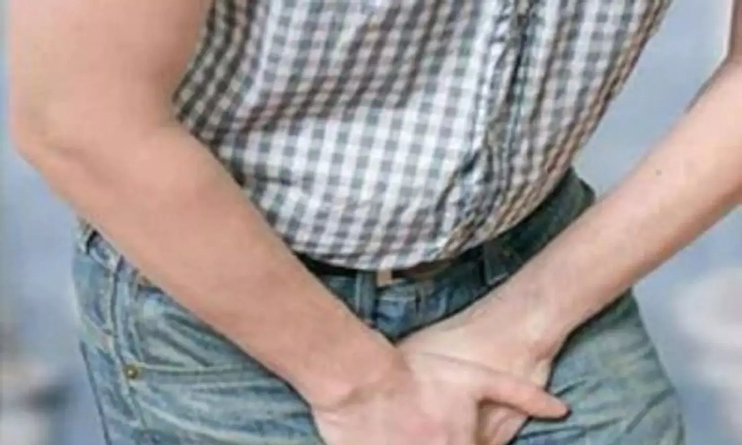 గుంటూరు: తల్లితో చనువుగా ఉంటున్నాడని.. మర్మాంగం కోసేసిన కూతురు