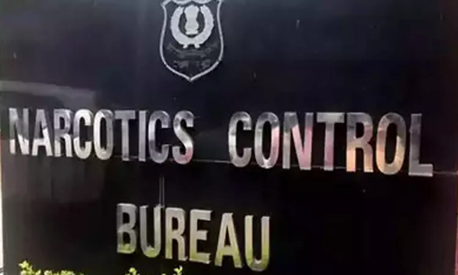 హైదరాబాద్ లో ఇంటర్నెట్ ఫార్మసీ గుట్టు రట్టు