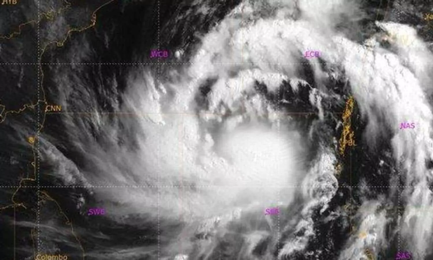 తుపాను నుంచి కాస్త ఊరట.. కానీ పొంచిఉన్న వరద ముప్పు !