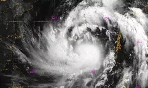 తుపాను నుంచి కాస్త ఊరట.. కానీ పొంచిఉన్న వరద ముప్పు !