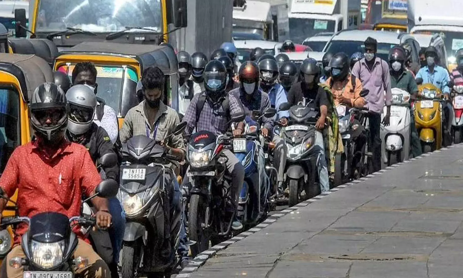 గ్రీన్ ట్యాక్స్ ను పెంచేసిన తెలంగాణ ప్రభుత్వం గ్రీన్ ట్యాక్స్ ను పెంచేసిన తెలంగాణ ప్రభుత్వం