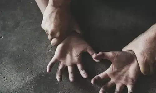 బాలికను కిడ్నాప్ చేసి.. కారులో గ్యాంగ్ రేప్, పెట్రోలింగ్ పోలీసుల రాకతో ?