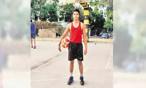 ఇంటర్నేషనల్ బాస్కెట్ బాల్ ఛాంపియన్స్ టీమ్ కు ఎంపికైన తెలంగాణ కుర్రాడు