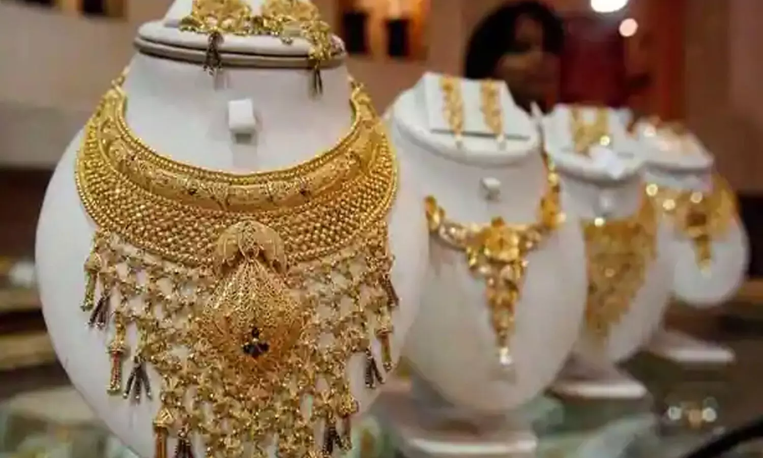 మళ్లీ పెరిగిన బంగారం వెండి, ధరలు.. తాజా ధరల వివరాలివిగో !