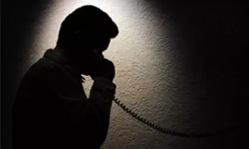 వైసీపీ నేతను బెదిరించిన మంత్రి తనయుడు.. నెట్టింట వైరల్