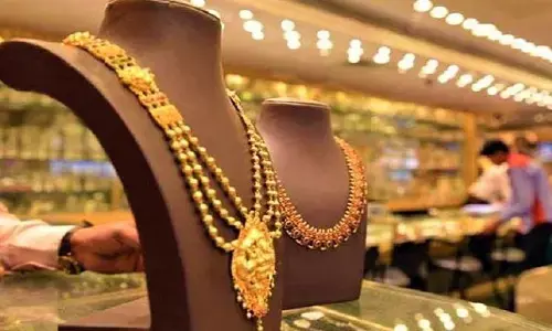 బ్యాడ్ న్యూస్....బంగారానికి మళ్లీ రెక్కలు