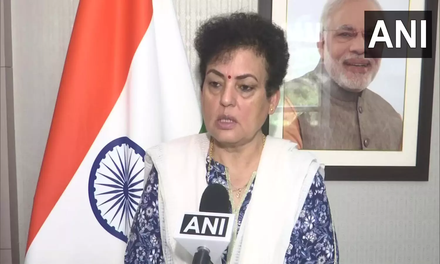 గ్యాంగ్ రేప్ పై మహిళ కమిషన్ సీరియస్