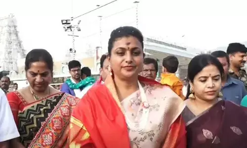 బస్సు యాత్రపై పవన్ ఏమంటాడు?