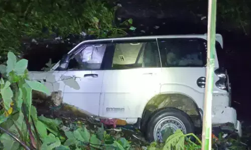 బీహార్ లో ఘోర రోడ్డు ప్రమాదం.. 8 మంది మృతి