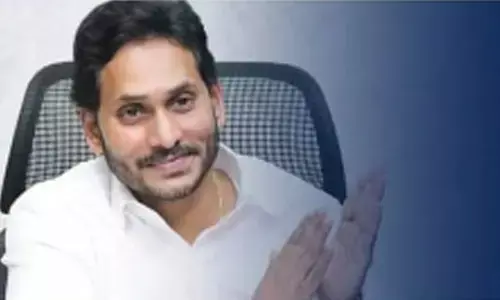 175 మాట దేముడెరుగు... కొట్టుకుంటున్నారు చూడు