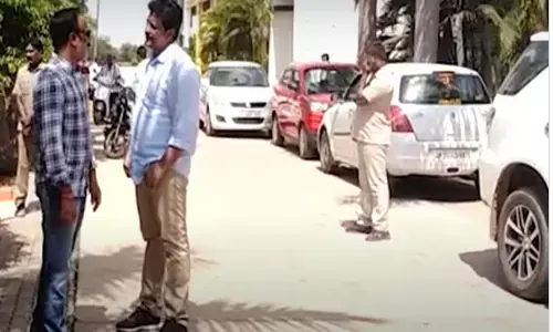 వంగవీటి... వల్లభనేని... గురి సెంట్రల్ ..?