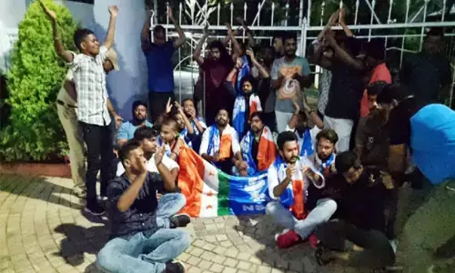 నేడు కాంగ్రెస్ చలో రాజ్‌భవన్