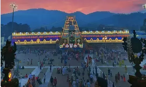 devotees, tirumala, rush