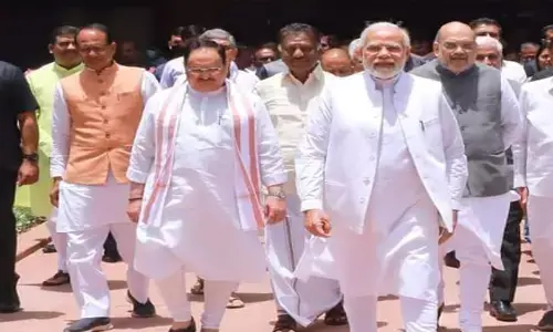 మోదీ బస వద్ద భారీ భద్రత