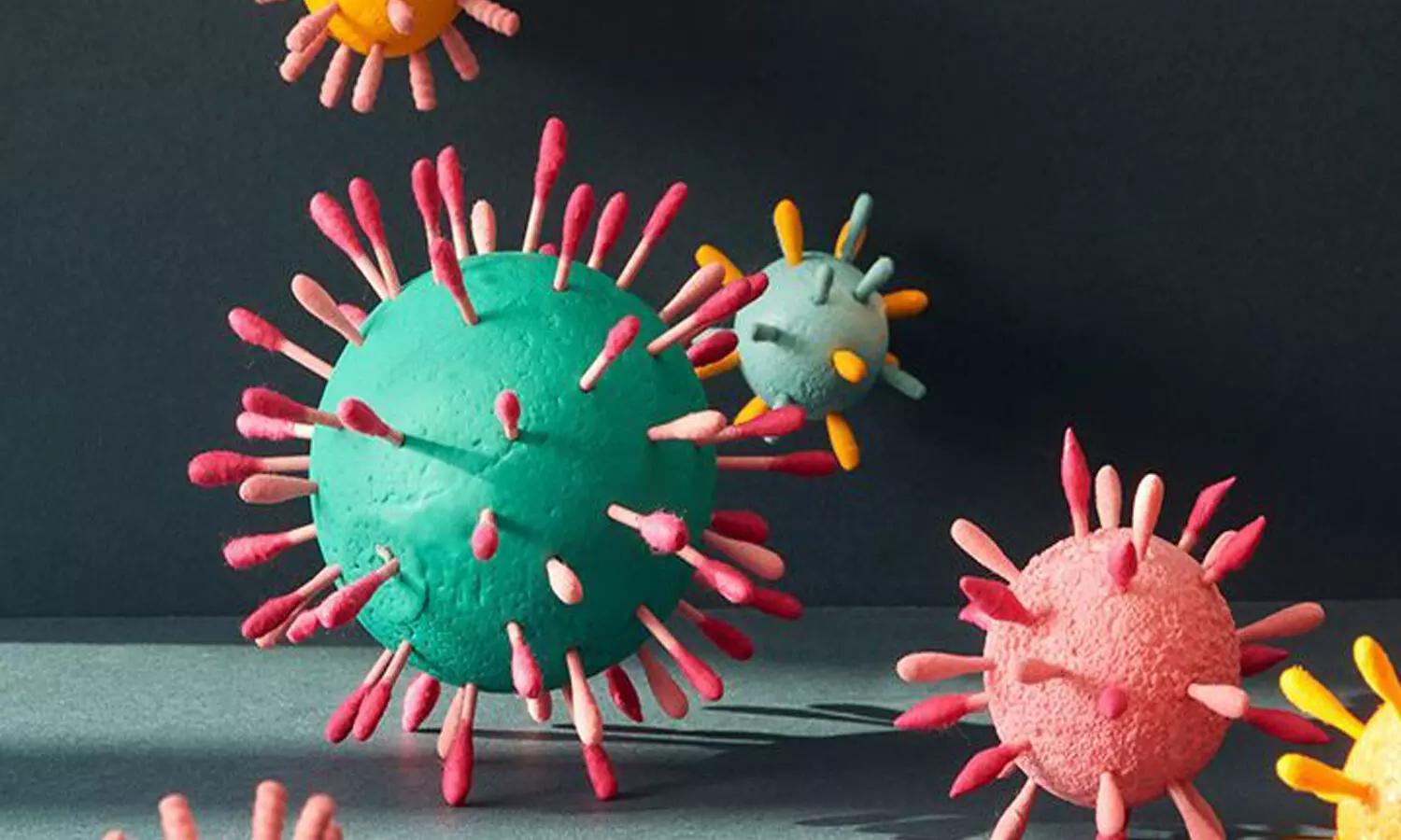 తగ్గని కేసులు.. సర్వత్రా ఆందోళన తగ్గని కేసులు.. సర్వత్రా ఆందోళన